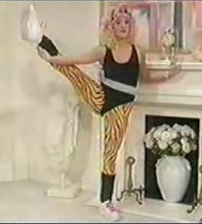 Drew Barrymore Knows How To Work It